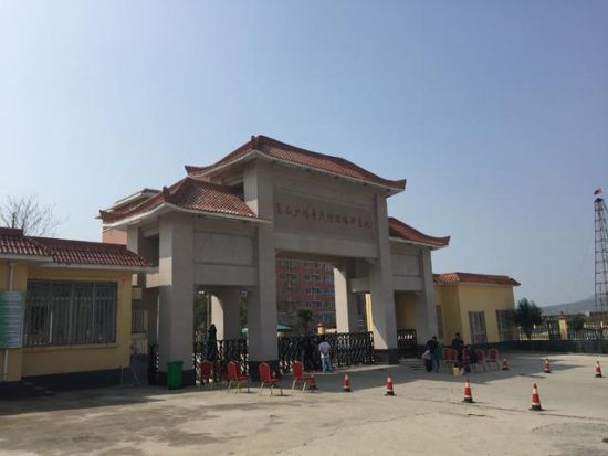 登封有多少人口_登封少林寺图片(2)