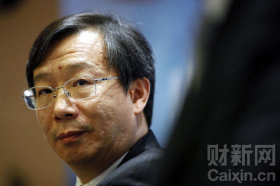 央行副行长易纲称中国对欧债危机帮助有限_宏