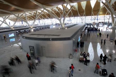 上海浦东机场T2航站楼3月26日启用(组图)