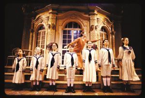 《音乐之声》广州首演展示百老汇原汁原味