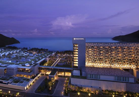 最佳新开业酒店:三亚半山半岛洲际度假酒店
