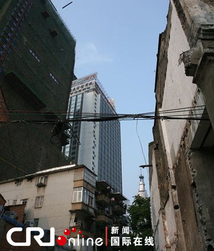 老街在快速发展的城市面前显得残破不堪 新春走基层:中山路—等待涅槃重生的南宁味道