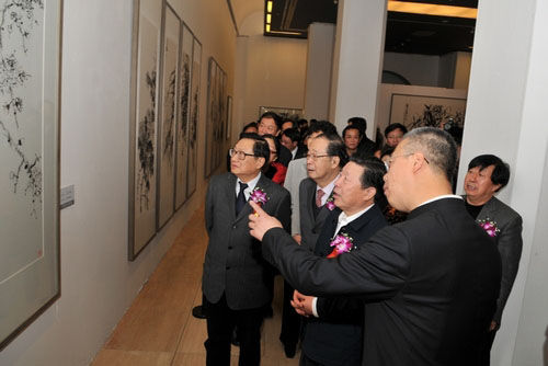 严克勤水墨画展在中国美术馆展出
