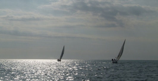 2013环海南岛国际大帆船赛帆船训练营火热进