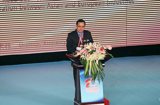 中华人民共和国外交部经济司副司级参赞孙向阳演讲 2015亚欧商品贸易博览会在乌鲁木齐盛大开幕