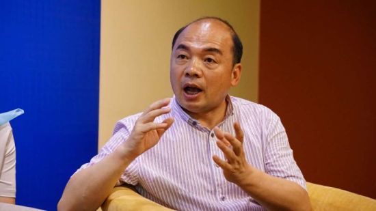 主持人:杨建国 杨建国对话韩国专家:改变河南人对美的概念