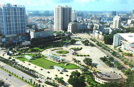 钦州市景商业中心白海豚广场 钦州入选“全国外贸城市50强”