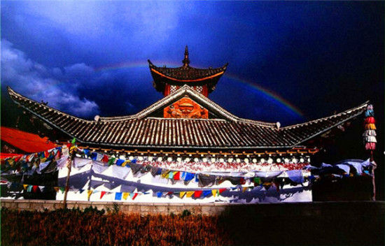 内蒙古呼和浩特飞来寺 “天下一绝”不远处 清水河畔飞来寺