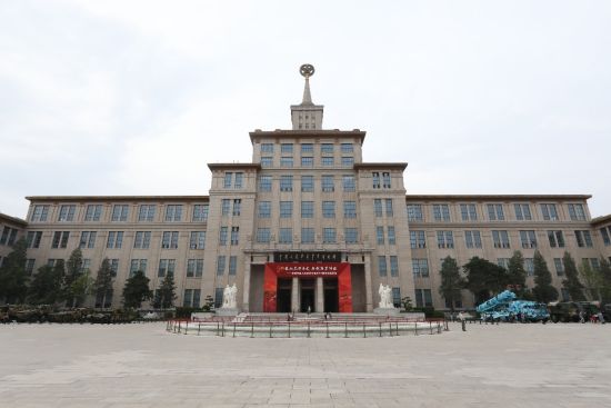 空间延续 让新馆在老馆中生长 “50多岁”的中国人民革命军事博物馆完成第一次改扩建