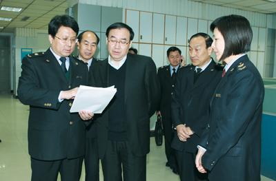 ���ϳ��뾳������߾�2009���ѧ��չ����