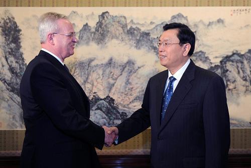 �ŵ½��ι۳�չʱǿ��������ҵҪ����������Ʒ��