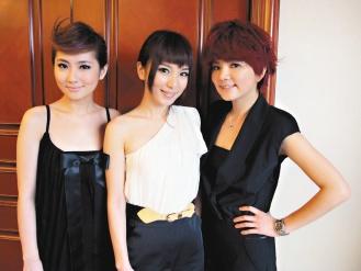 S.H.E�ĸ���׬3�ڶ�����ع�Ella��ӷ�׸���