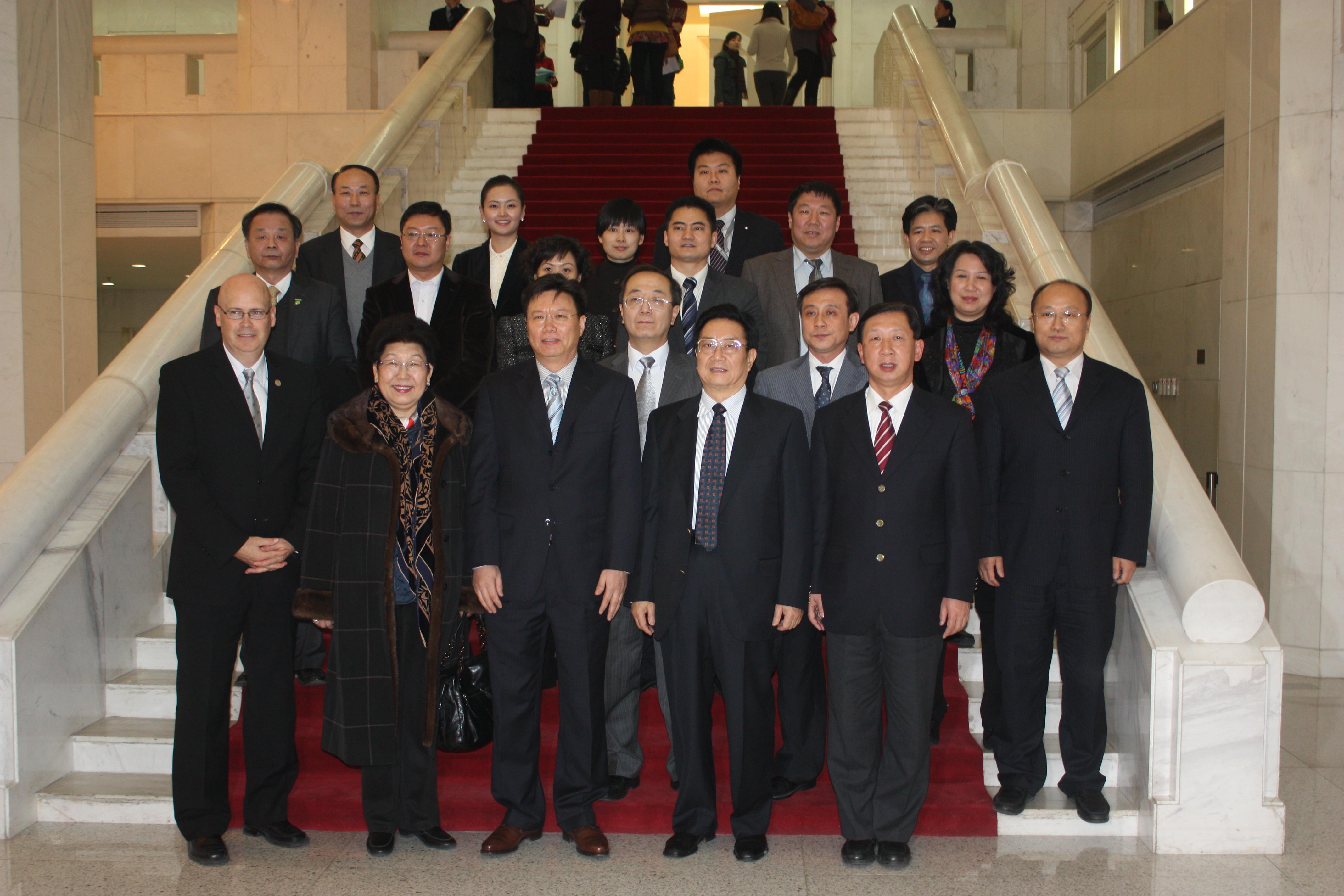 ���񲿱��á������˾Я�ֽ����쳵Ϊƶ�������ϻ����͹������