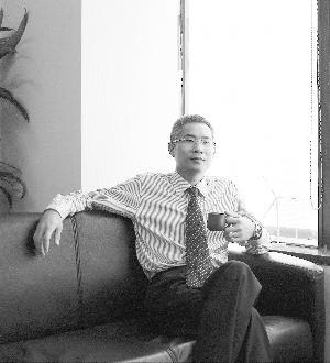 金鹰基金杨绍基:尊重市场 左侧交易