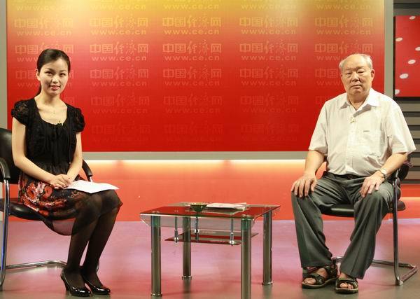 张宁:文物专家权威受质疑 文物鉴定师也能自封