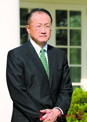 　　韩裔美籍医学专家金墉将接替佐利克成为世界银行新任行长。