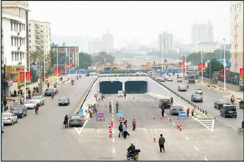南宁南湖隧道28日全线贯通 “八问”解答(组图)
