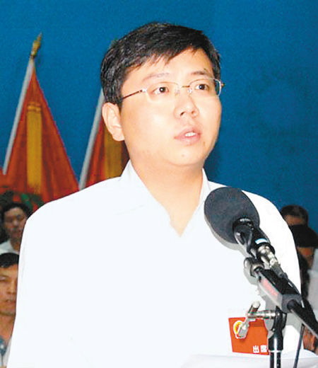 湖北“最年轻市长”任职两年即获提拔再引争议