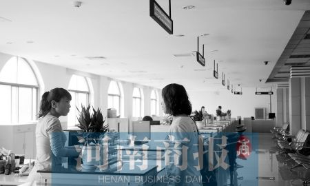 郑州8家政府部门“七天工作制” 市民建议推广
