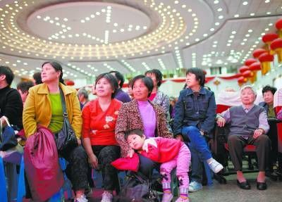 记者直击华西村:部分地方奢华程度超过大城市