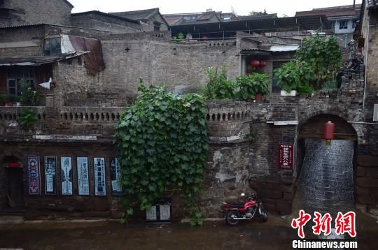 上庄村地处沁水河畔,是中国历史文化名村,该村有保存基本完好的官宅民居40余处。 探访中国民居第一村:古代高官私宅8道机关防盗