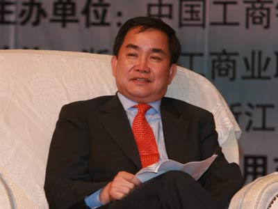 陈志武:在自己的管理系统建立危机处理机制_会