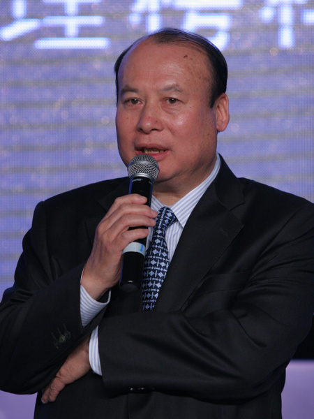 中国泛海控股集团有限公司董事长卢志强（来源：新浪财经）