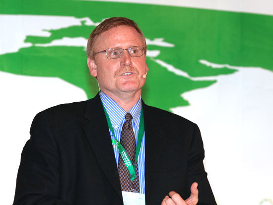 图亚特-哈特:绿色技术包含巨大商机_会议讲座