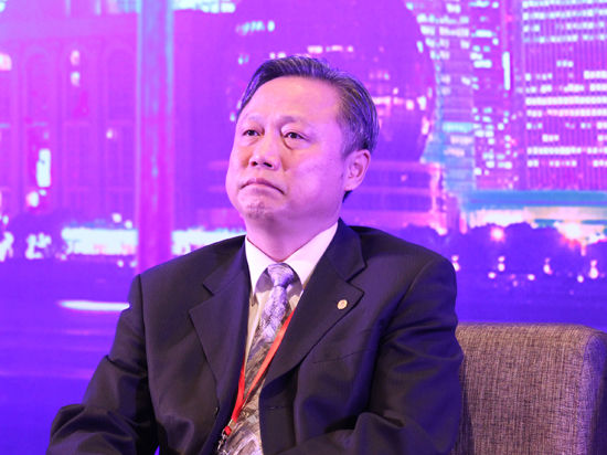 图文:上海市科学技术委员会副主任于晨_会议讲