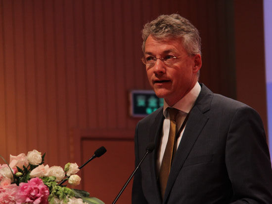 图文:荷兰经济部秘书长MaartenCamps|国际农