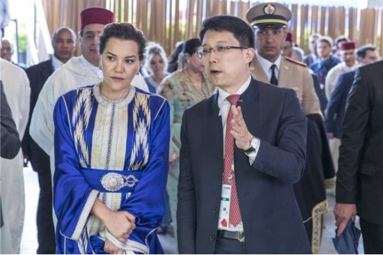 摩洛哥公主拉拉哈斯娜女士参观中国馆|米兰世