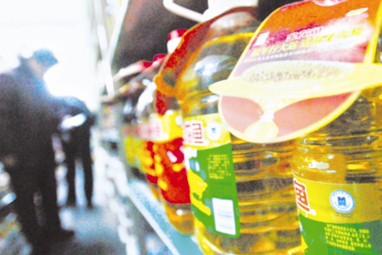 食用油价格 静悄悄下调_滚动新闻