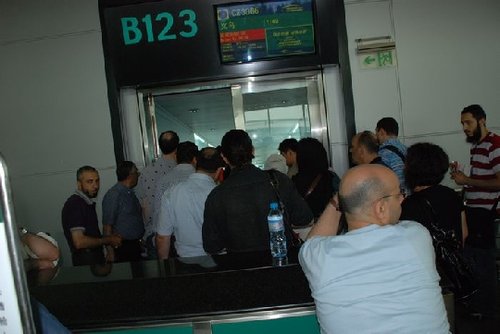 ���ݰ��ƻ������������ÿ����һ�����Ӫ����