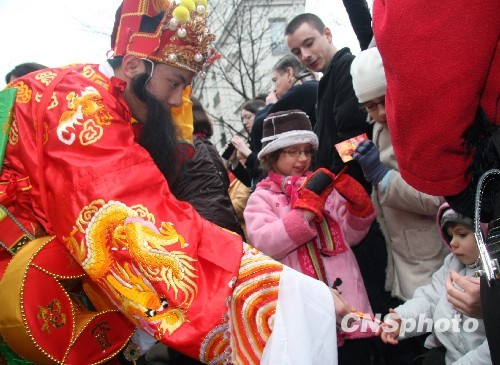 感受全欧洲最大的唐人街:浪漫之都的东方气息