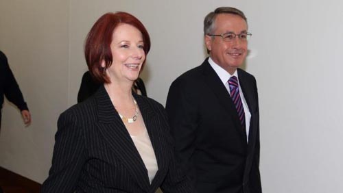 澳选出首任女总理 陆克文下台_滚动新闻_新浪财经_新浪网