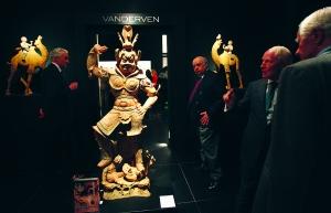 �й�쫷�ϯ��TEFAF����������ʵ�ֳ��Ͻ��׽�940��Ԫ