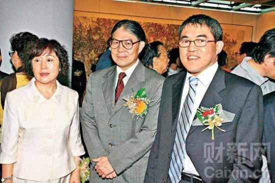 资料图:霍震霆与霍震宇 cfp