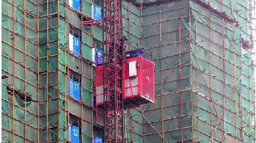 武汉电梯坠落事故:遇难工人善后工作今日展开