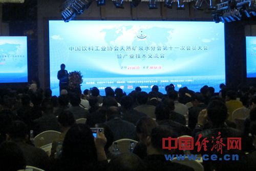 中饮协:包装饮用水年销售千亿 行业自律仍是发