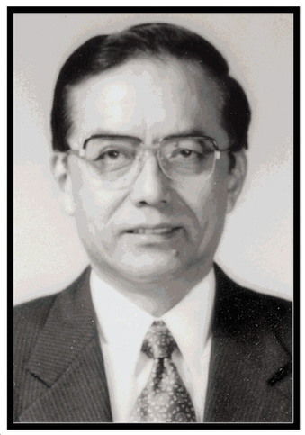 中央政法委员会原委员、秘书长束怀德逝世