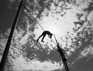 股指期货正手做多反手做空是什么意思?