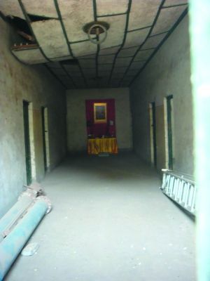 北京乾隆年间古建筑被用作库房 门窗遭改造(图)