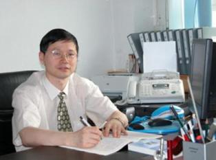 杨维中,中国疾病预防控制中心副主任
