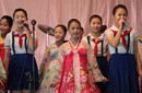 朝鲜学生上午上课下午活动享12年义务教育