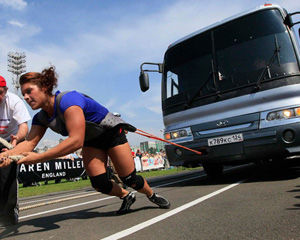 ����˹Ů����ʿ��������̥������