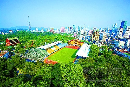 回望广州城市管理年:官说民说对对碰