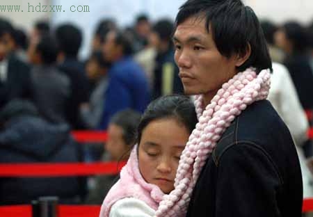 有钱没钱回家过年