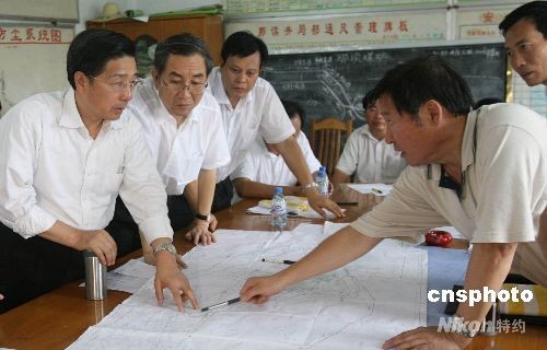 广西煤矿透水事故仍有29人被困井下