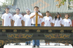 郑州文庙祭拜孔子