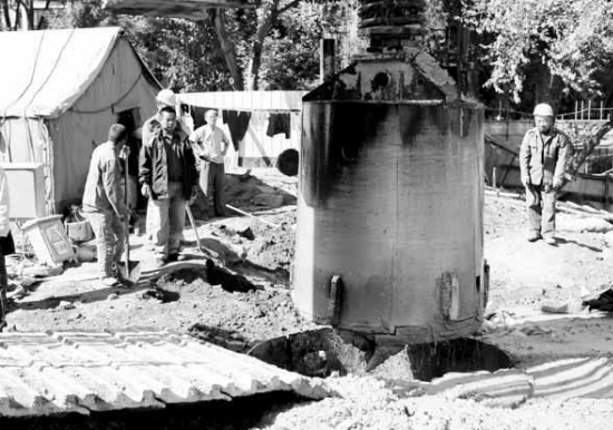 新五爱桥已打6个钻孔桩